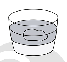 En potatis i en skål med vatten, illustration.